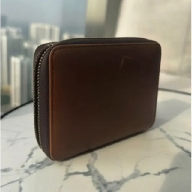 1/products/zip-wallet/zip-wallet-description